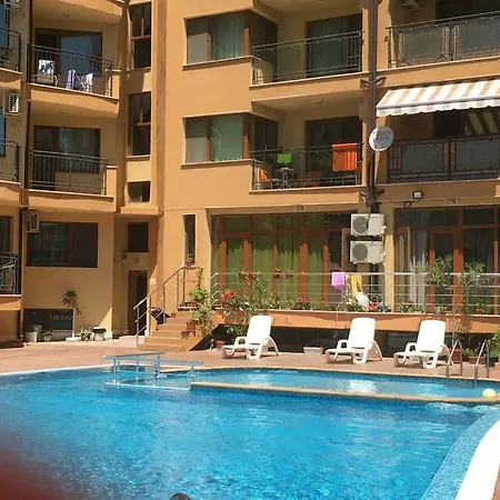 Апартамент Modern 1 Bedroom In Amadeus 5
